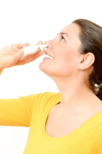 Triamcinolona para la alergia en spray nasal de venta libre